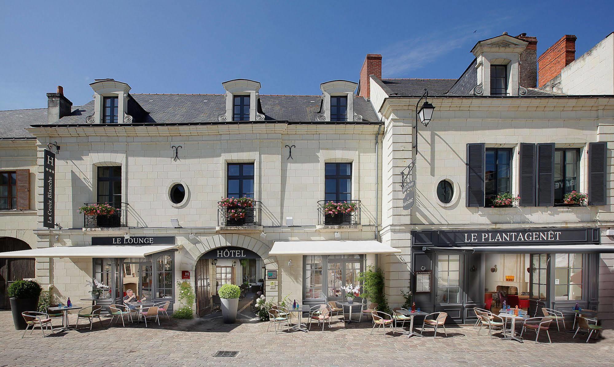 Logis Hotel La Croix Blanche Fontevraud Esterno foto